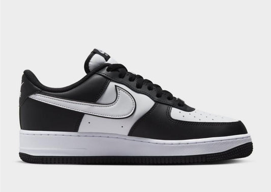 Nike Air Force 1 '07